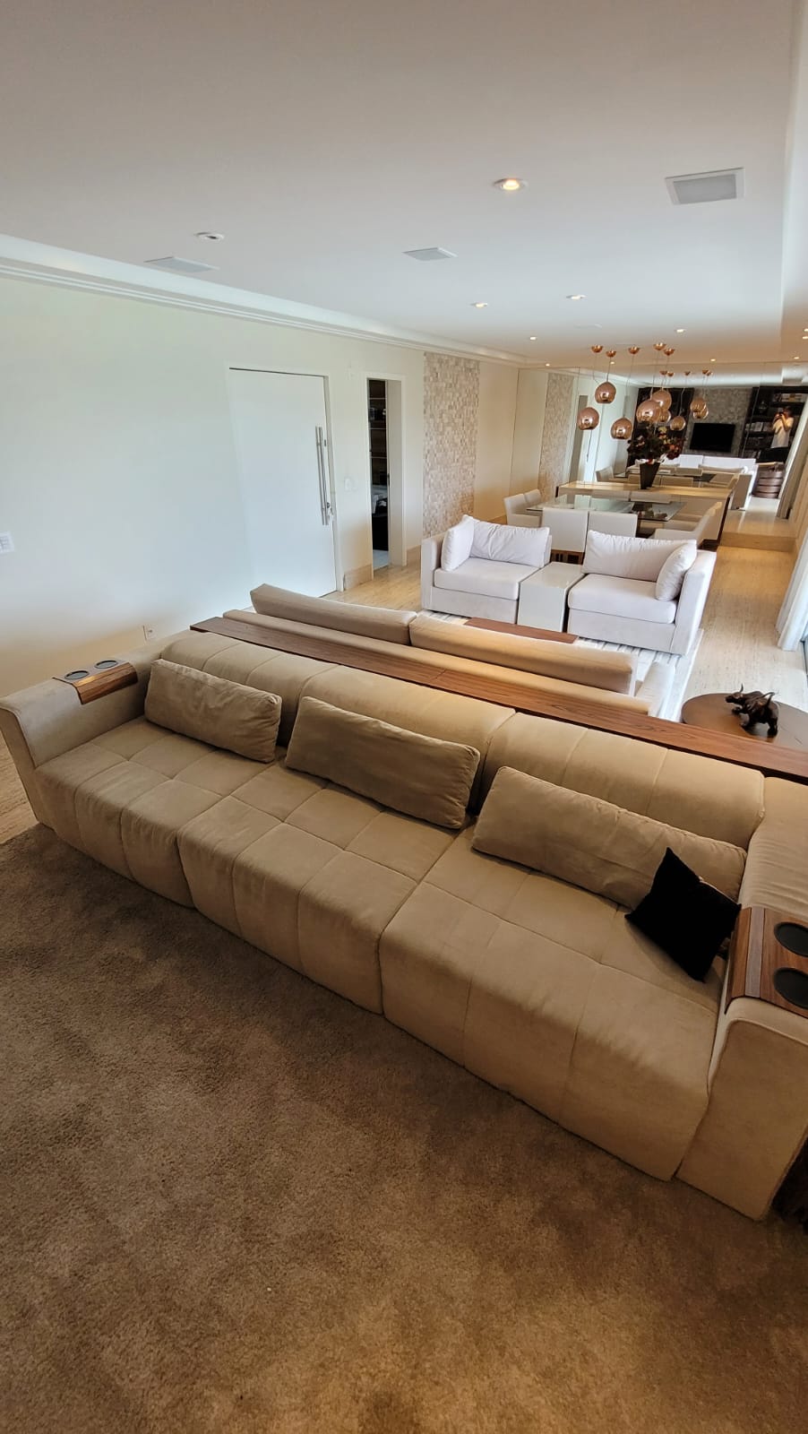 6c9c9556-7d54-42fa-b366-47766156c51d